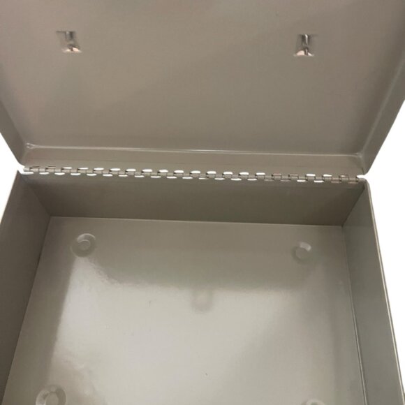 MMF Industries Metal/steel Locking Cash Box 7 Compartment Tray Plus Key - Picture 11 of 12